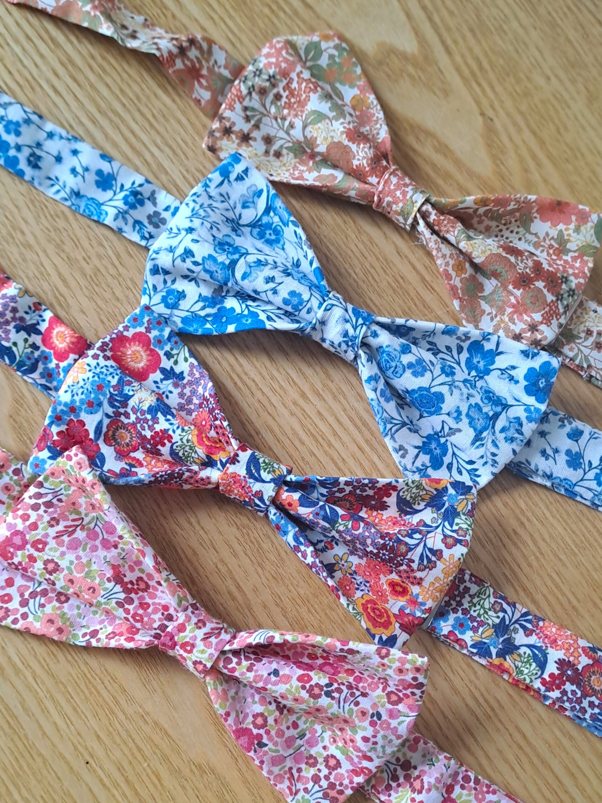 Noeud papillon Adulte fleuri liberty cérémonie Matchy matchy