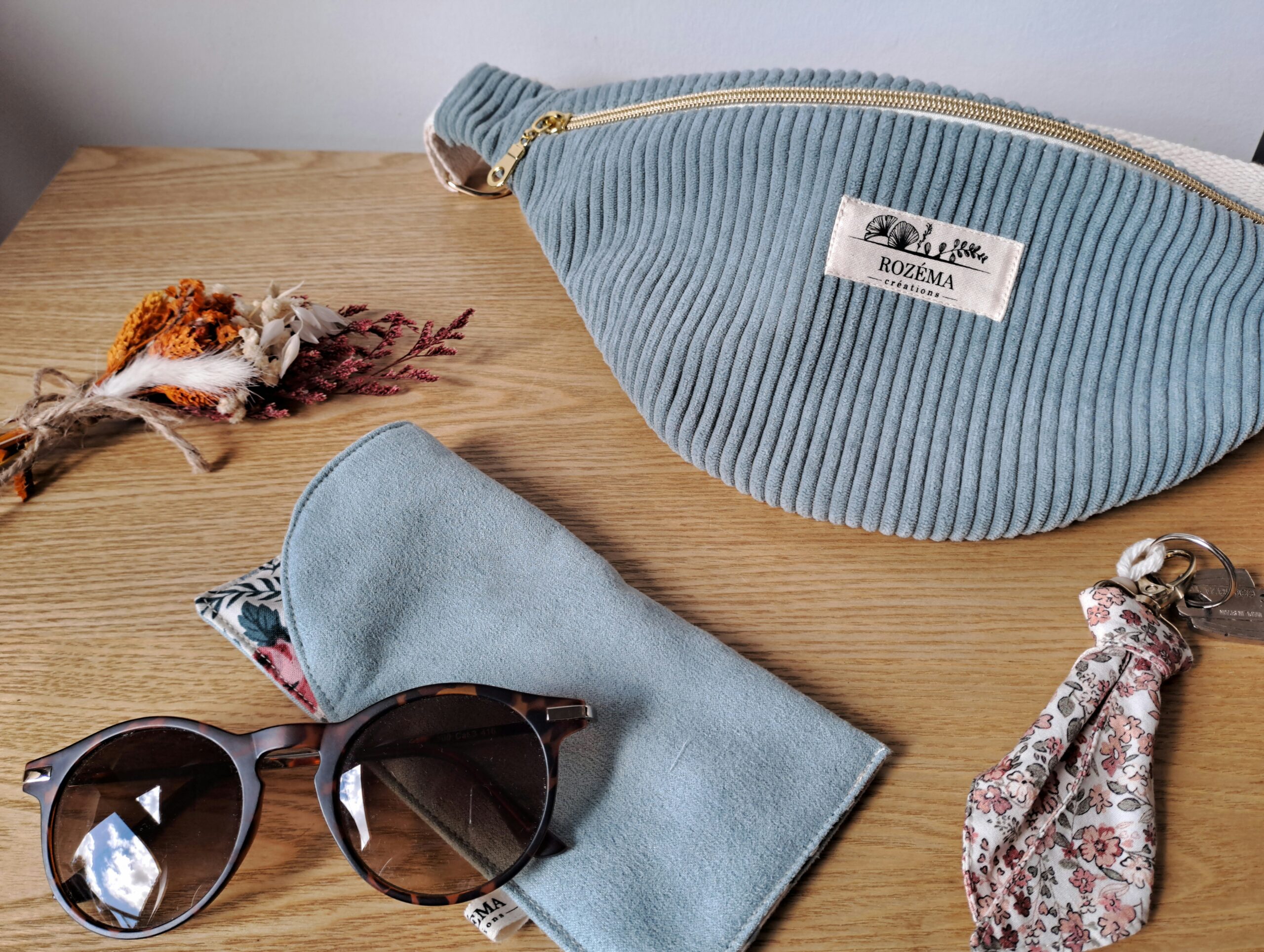 Fêtes des mères cadeau sac banane porte clés chouchou étui lunettes petits budgets