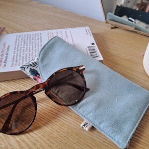 Étui à lunettes – Vert d'eau fleuri